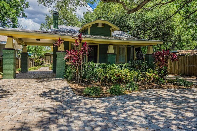 Primary Photo - 205 W Louisiana Ave