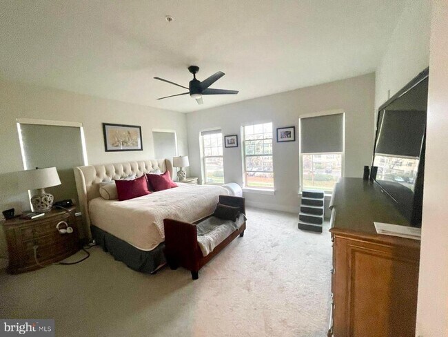 Building Photo - 9584 Fields Rd