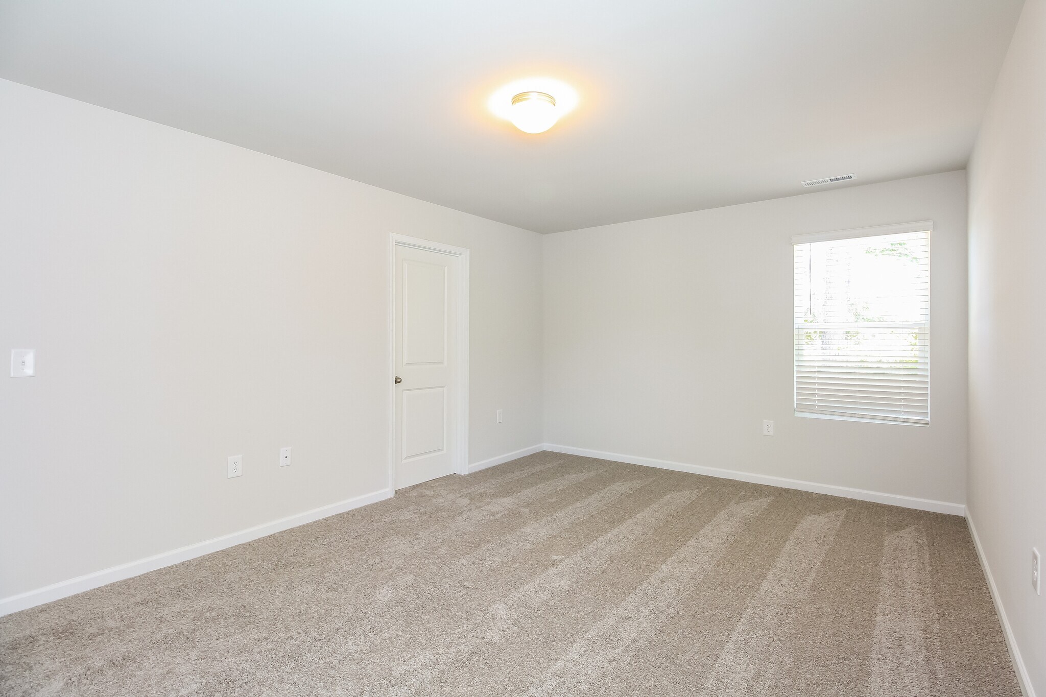Building Photo - 2917 Ember Brook Ct