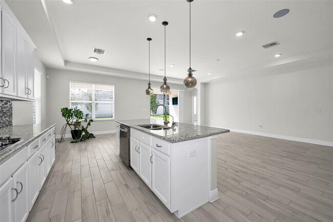 Building Photo - 21654 Billowy Jaunt Dr