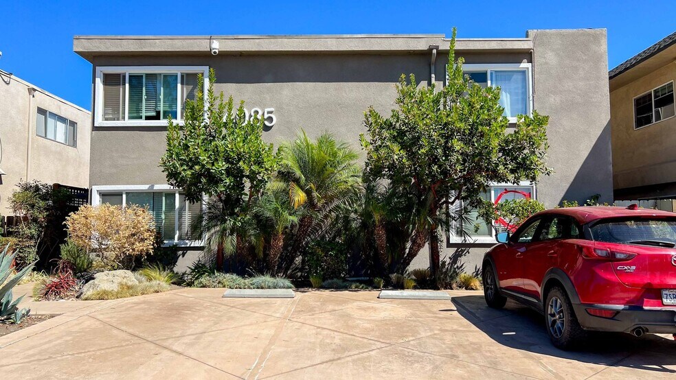 Building Photo - 4085 Idaho St
