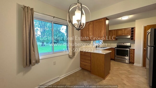 Building Photo - 11150 Beardslee Rd