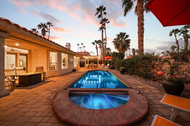 Building Photo - 370 Cypress Point Dr