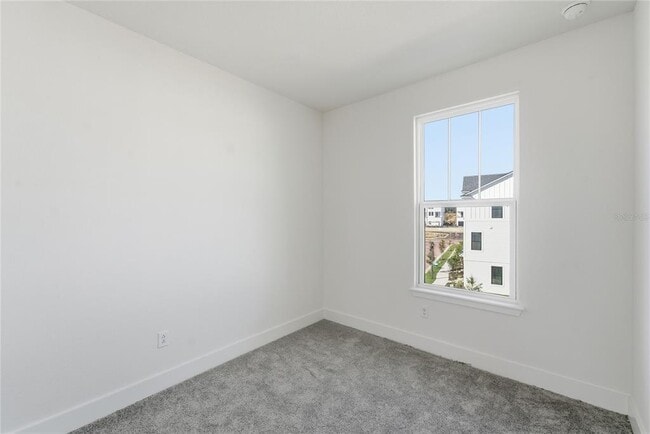 Building Photo - 15058 Grv Lk Dr