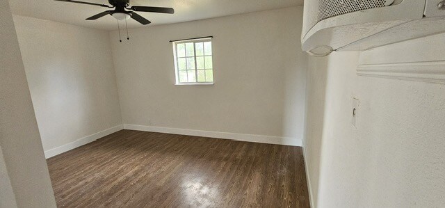 Building Photo - 14639 Lilac St