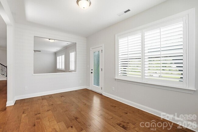 Building Photo - 6532 Wildbrook Dr