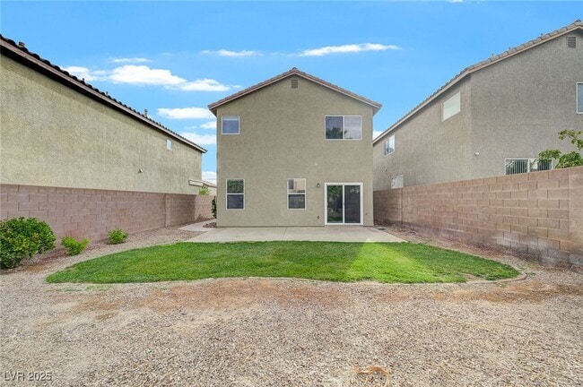 Building Photo - 9408 Santana Siesta Ave