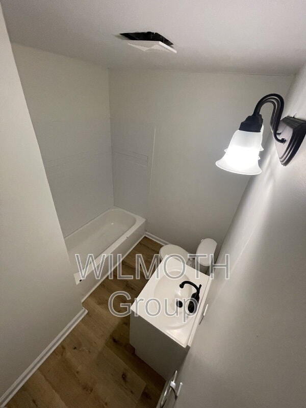 Building Photo - 6228 East 21st St