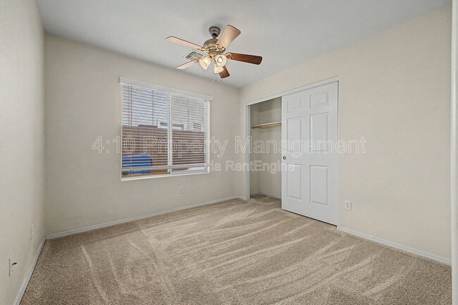 Building Photo - 6508 W Hilton Ave