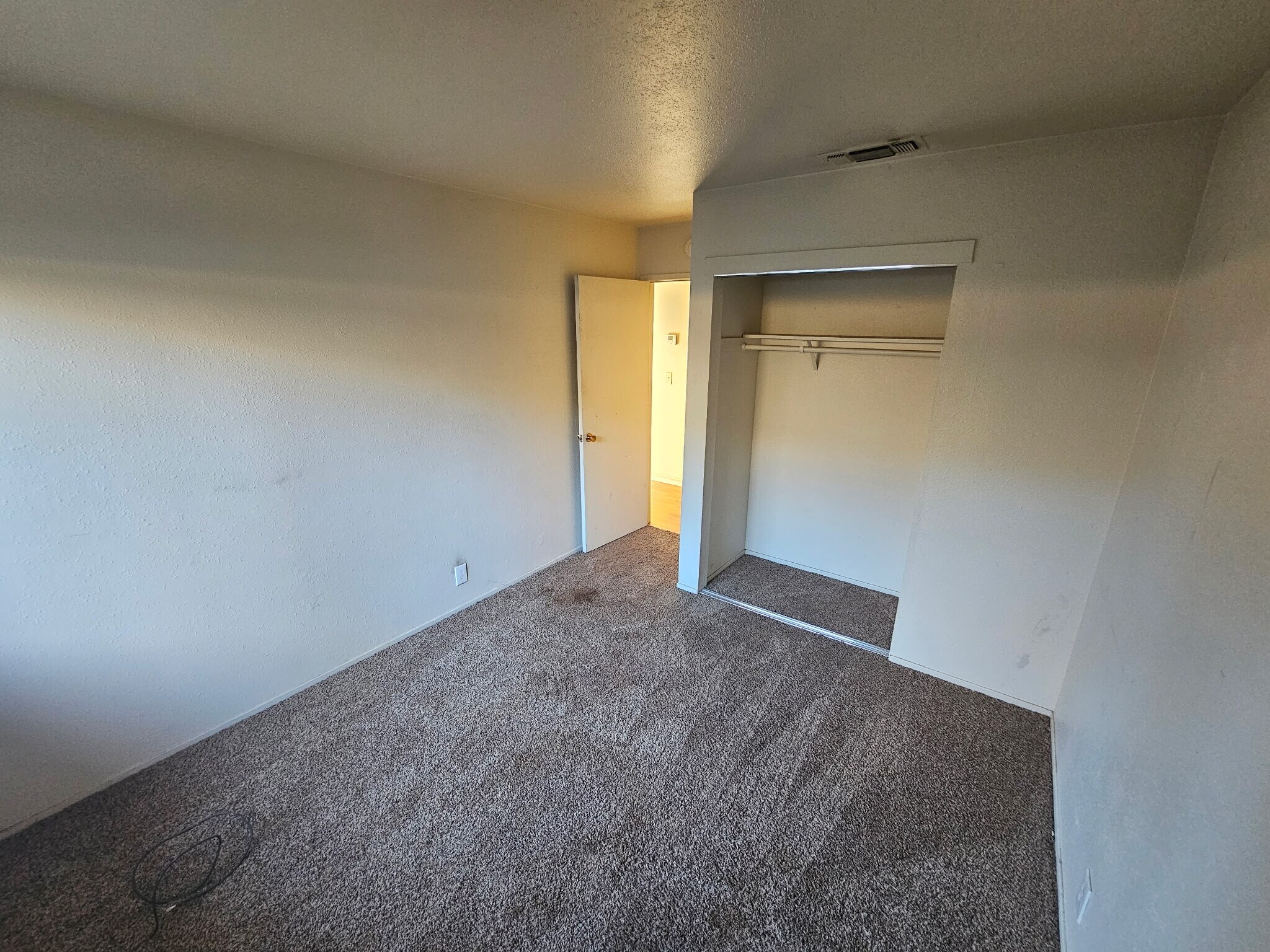 Building Photo - 459 Waterford Dr