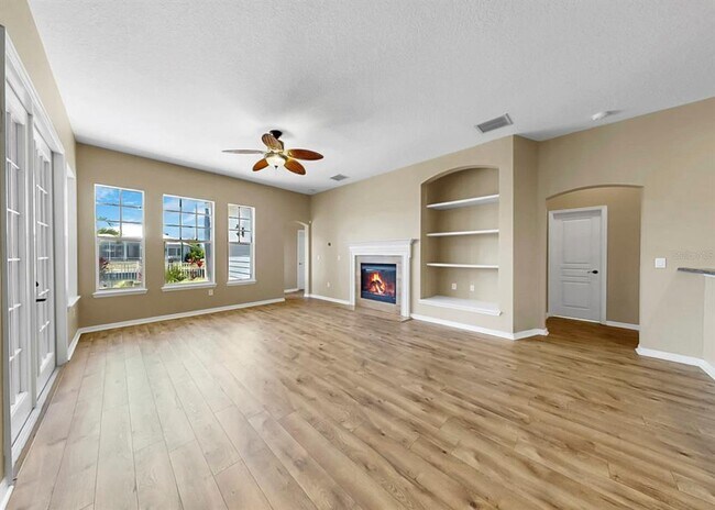 Building Photo - 5704 Sea Trout Pl