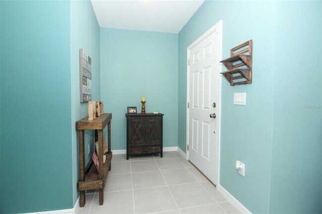 Building Photo - 404 Citrine Lp