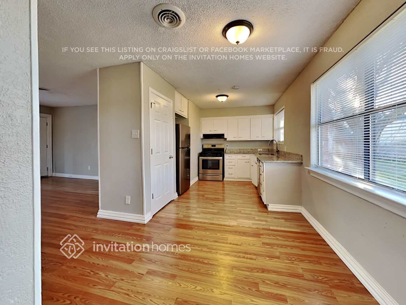 Building Photo - 4539 Scottsdale Dr