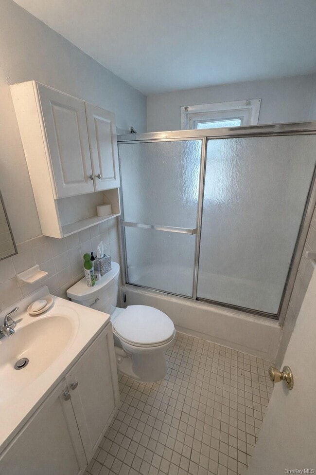 Building Photo - 308 Kansas St