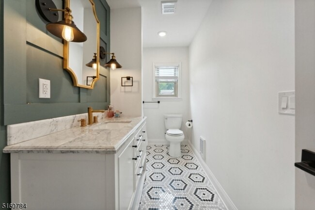 Building Photo - 31 Upper Mountain Ave