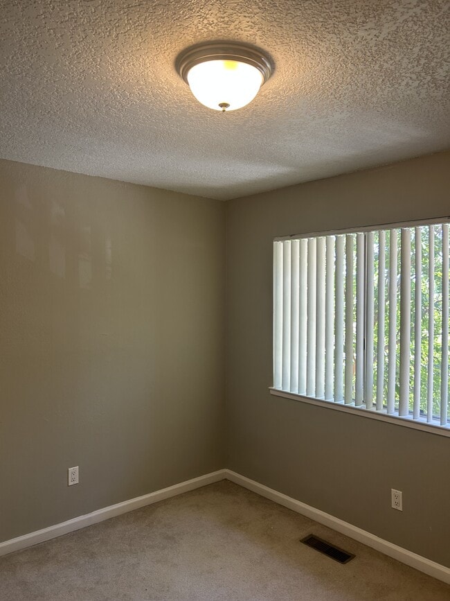 Building Photo - 4063 Elmo Loop