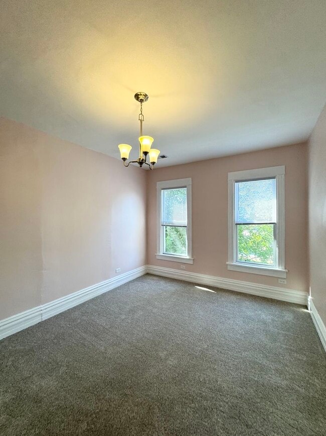 Building Photo - 4153 W Wabansia Ave
