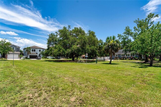 Building Photo - 3628 S Renellie Dr