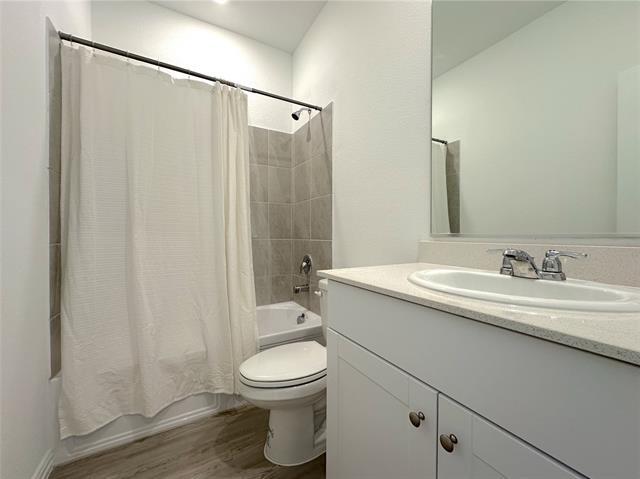 Building Photo - 1328 Rousseau Dr