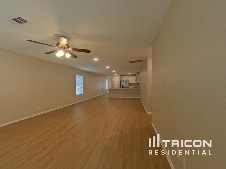 Building Photo - 18622 Rosehill Pr Dr
