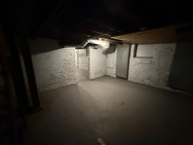 Building Photo - *Friendly Road, LLC 3404-3406 Walton Ave