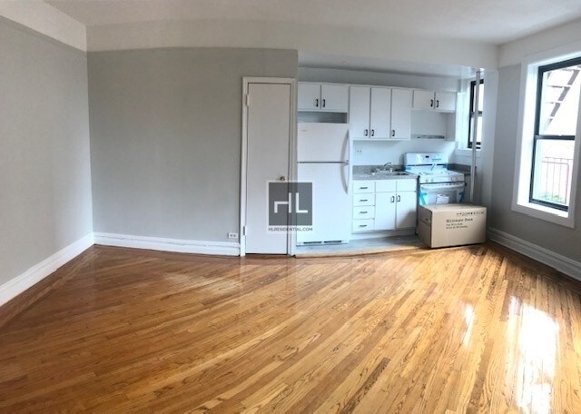 Building Photo - 48 STREET