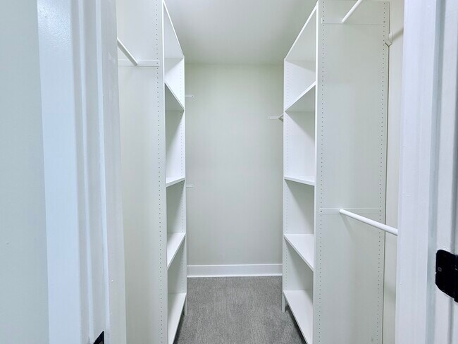 Building Photo - 98 Marble Hill Ct