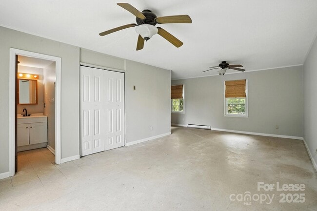 Building Photo - 701 Gaywood Dr