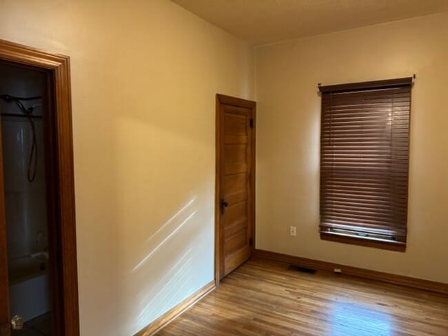 Building Photo - 2 Bedroom, 1 Bath, 1 Garage House w/ Appliances - AUGUSTA !!!