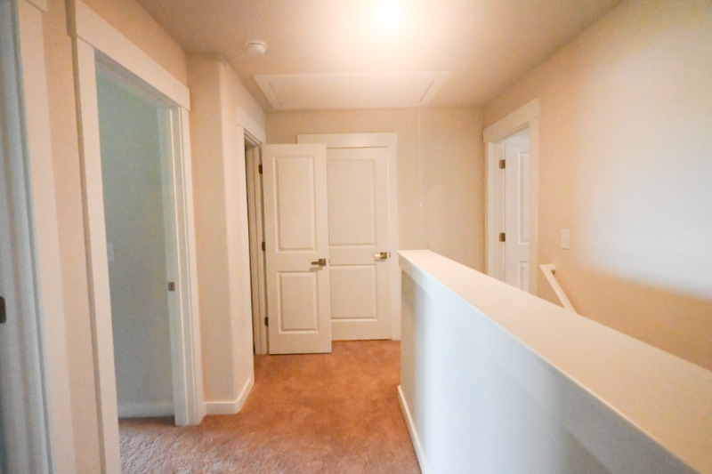 Building Photo - 1031 Peaceful Fawn Dr
