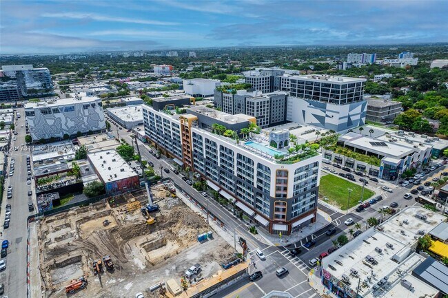 Building Photo - 2700 NW 2nd Ave