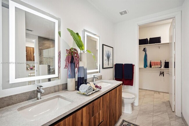 Building Photo - 2095 W Atlantic Ave