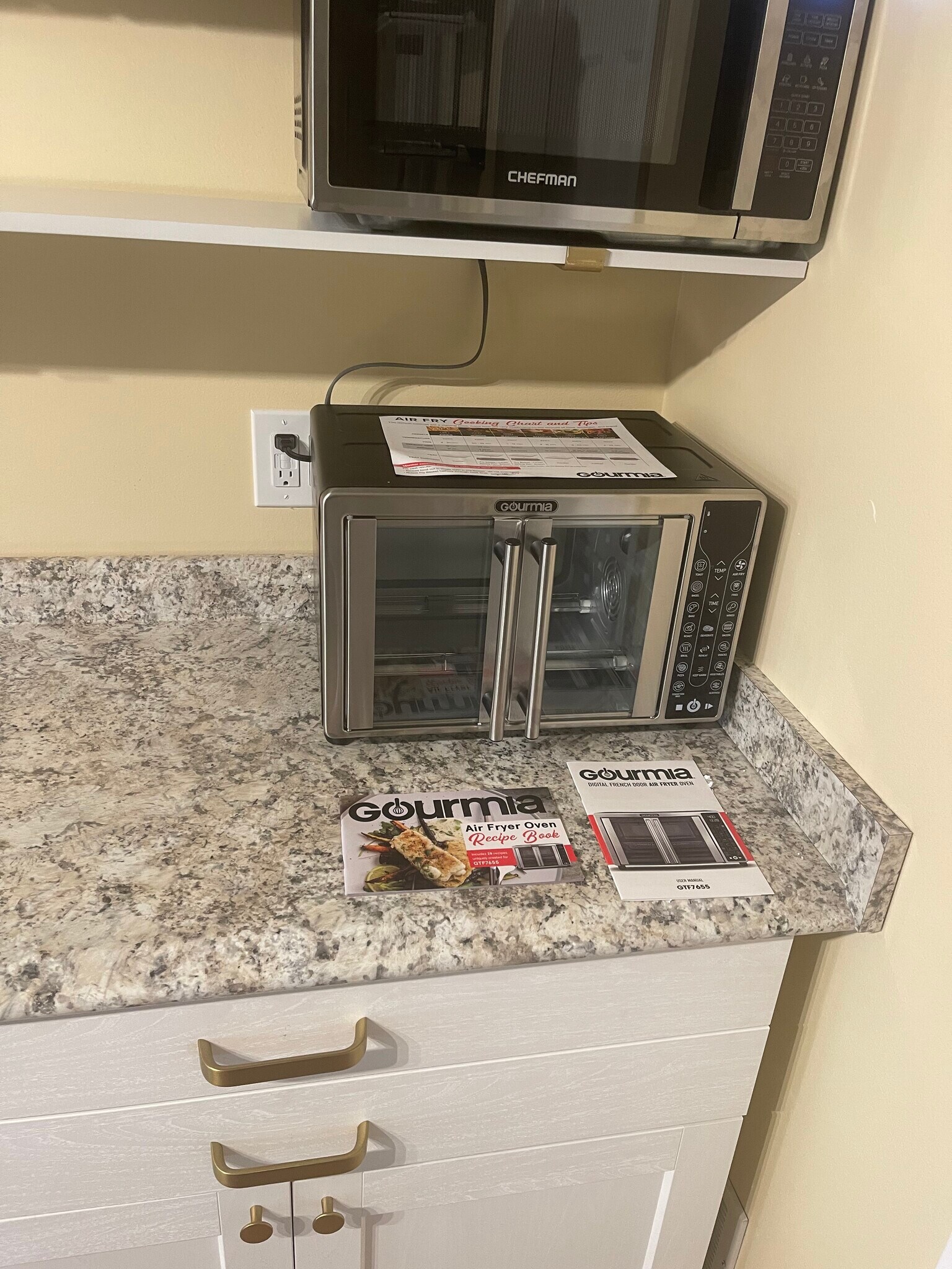 Building Photo - 3904 Everest Ln N