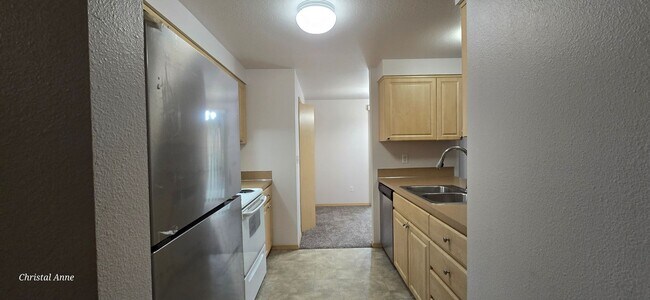 Building Photo - 3 Bedroom 2 bath in Lake Limerick