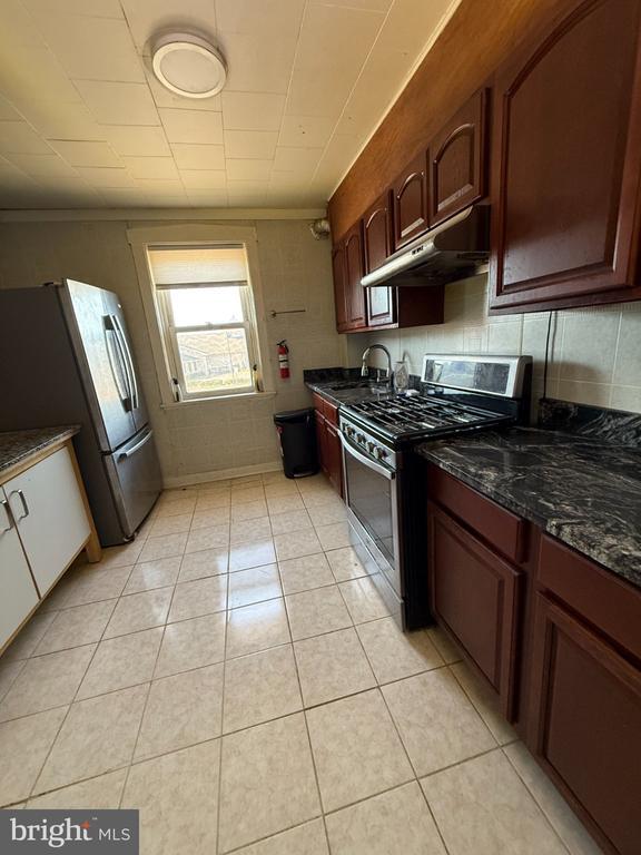 Building Photo - 629 N White Horse Pike