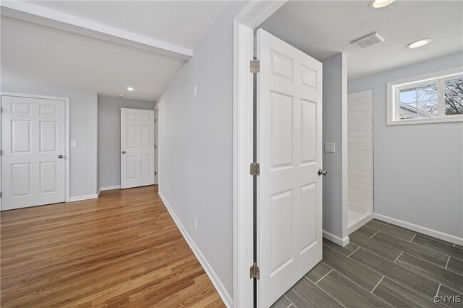 Building Photo - 101 Augusta Dr