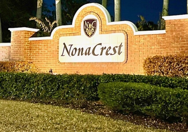 Building Photo - Amazing 4x2 in Lake Nona!! Gated Nona Crest! All tile flooring!! 2 car garage!