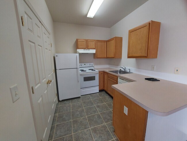 Primary Photo - 12114 Queens Grant Dr