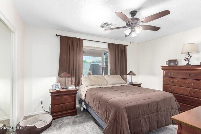Building Photo - 40147 N Cassara Dr