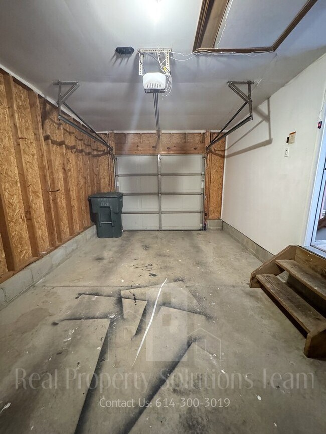 Building Photo - 1720 Messner Dr