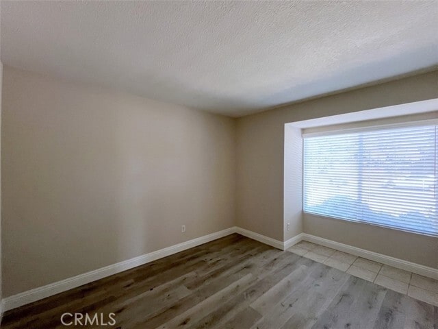 Building Photo - 1311 Longview Dr