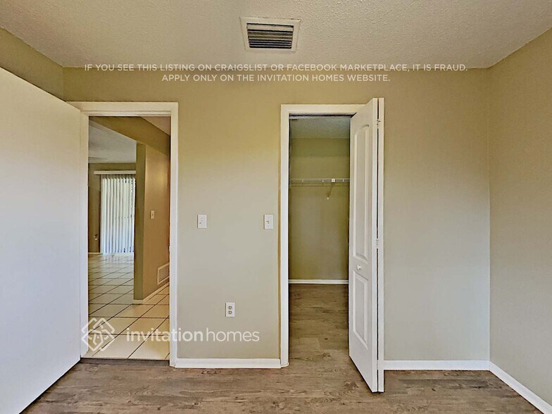 Building Photo - 4917 Taywater Dell