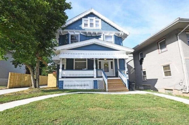 Building Photo - 278 Mcgregor Ave