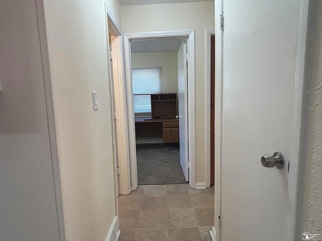 Building Photo - 26138 Yale St