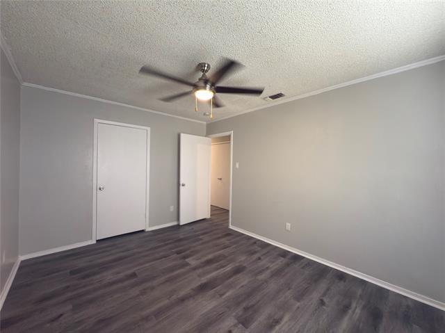 Building Photo - 8912 Greenmound Ave