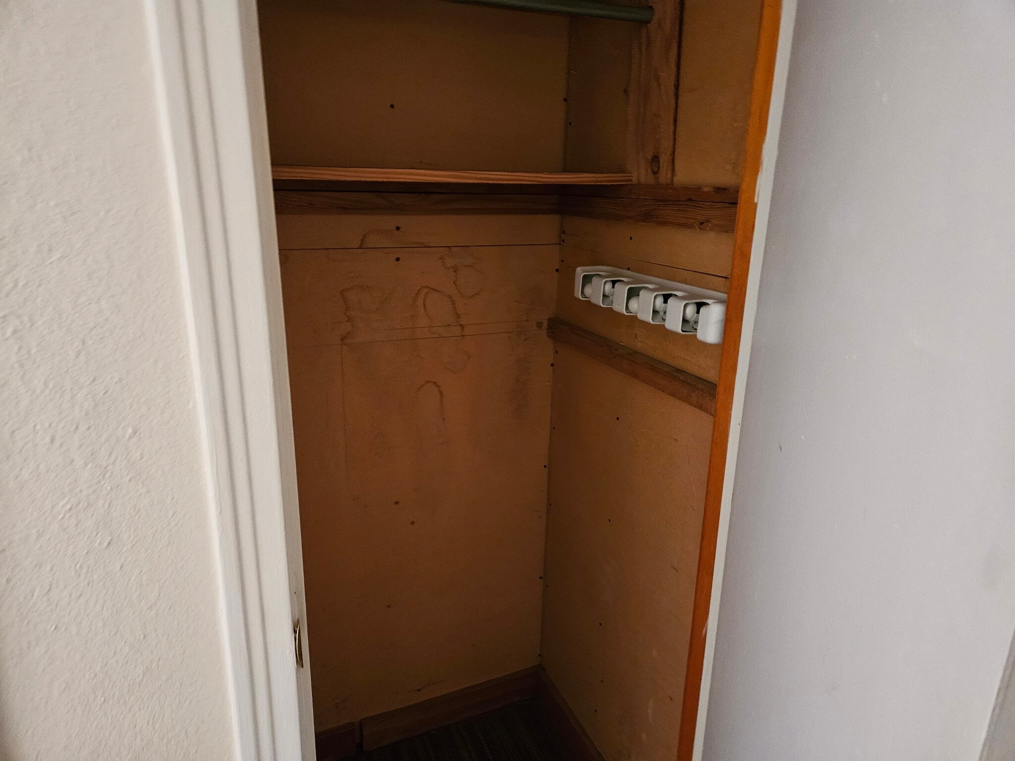 Storage closet - 2863 Colorado Ave