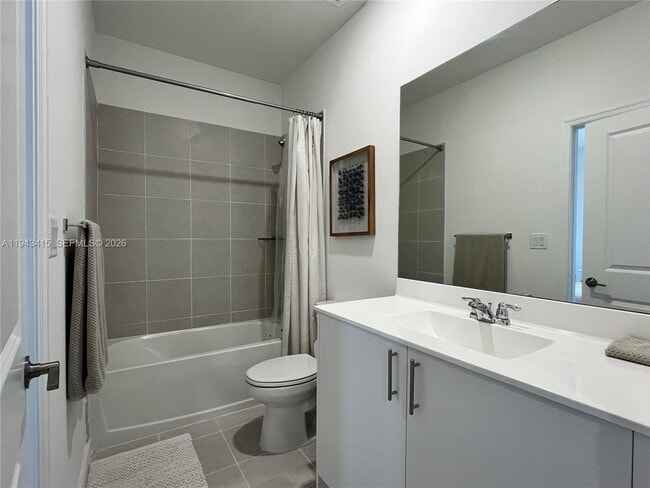 Building Photo - 2627 SE 28th Dr