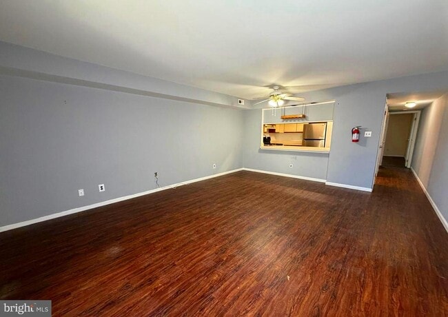 Building Photo - 316 Park Pl Dr