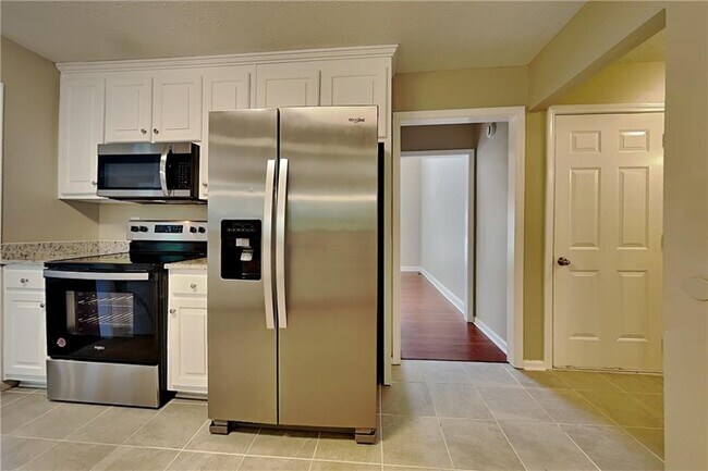 Building Photo - 3481 Skyland Ridge Ct