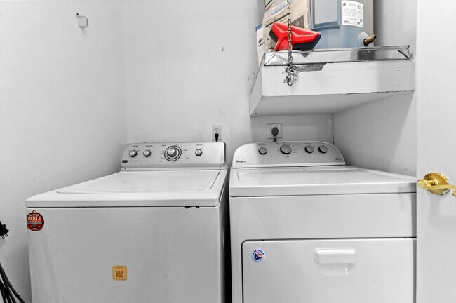 Building Photo - 13751 59th Ct N